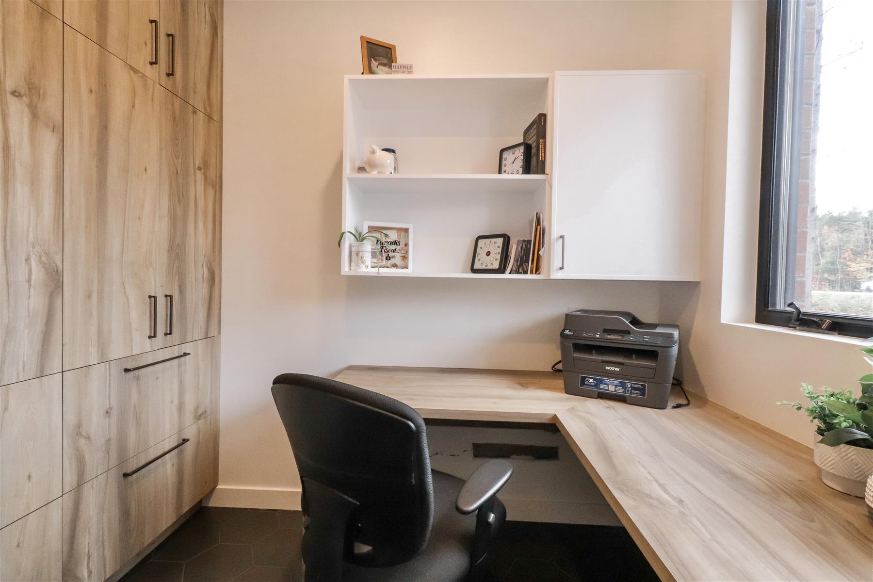 La Plume, mobilier sur mesure – photo 3 sur 5