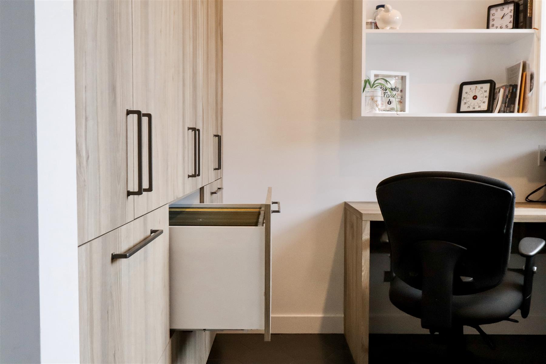 La Plume, mobilier sur mesure – photo 4 sur 5